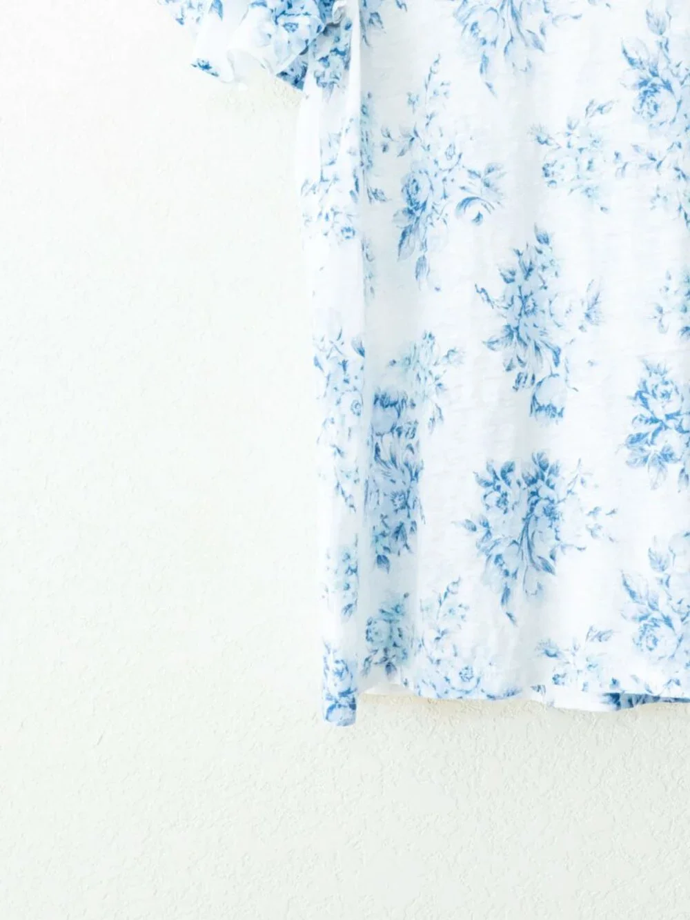 LOFT 100% Linen Blouse Womens L White Blue Floral Puff Sleeve Cottagecore